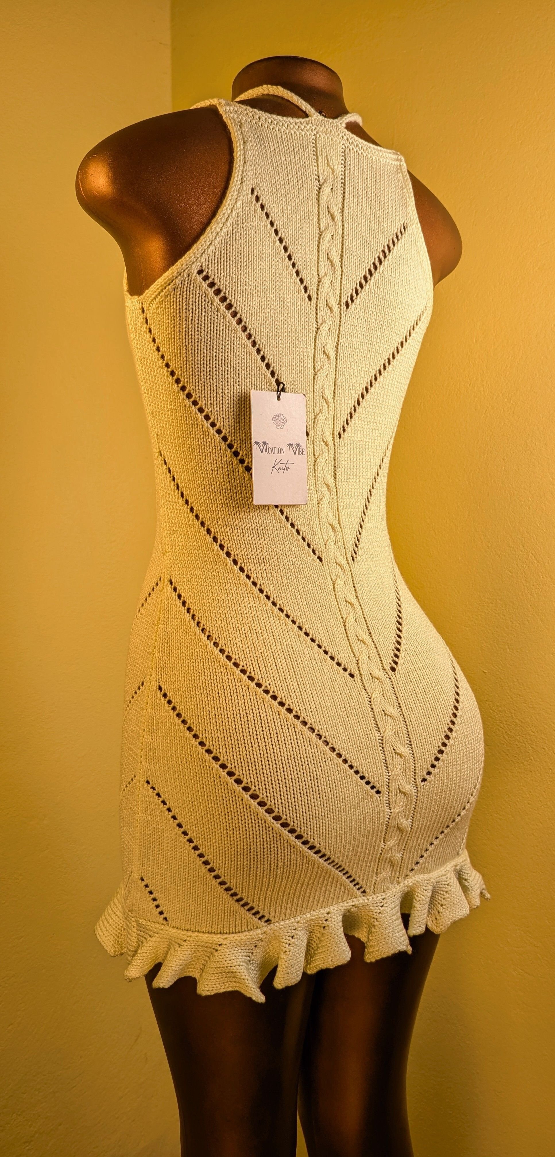 custom.women's apparel brands 