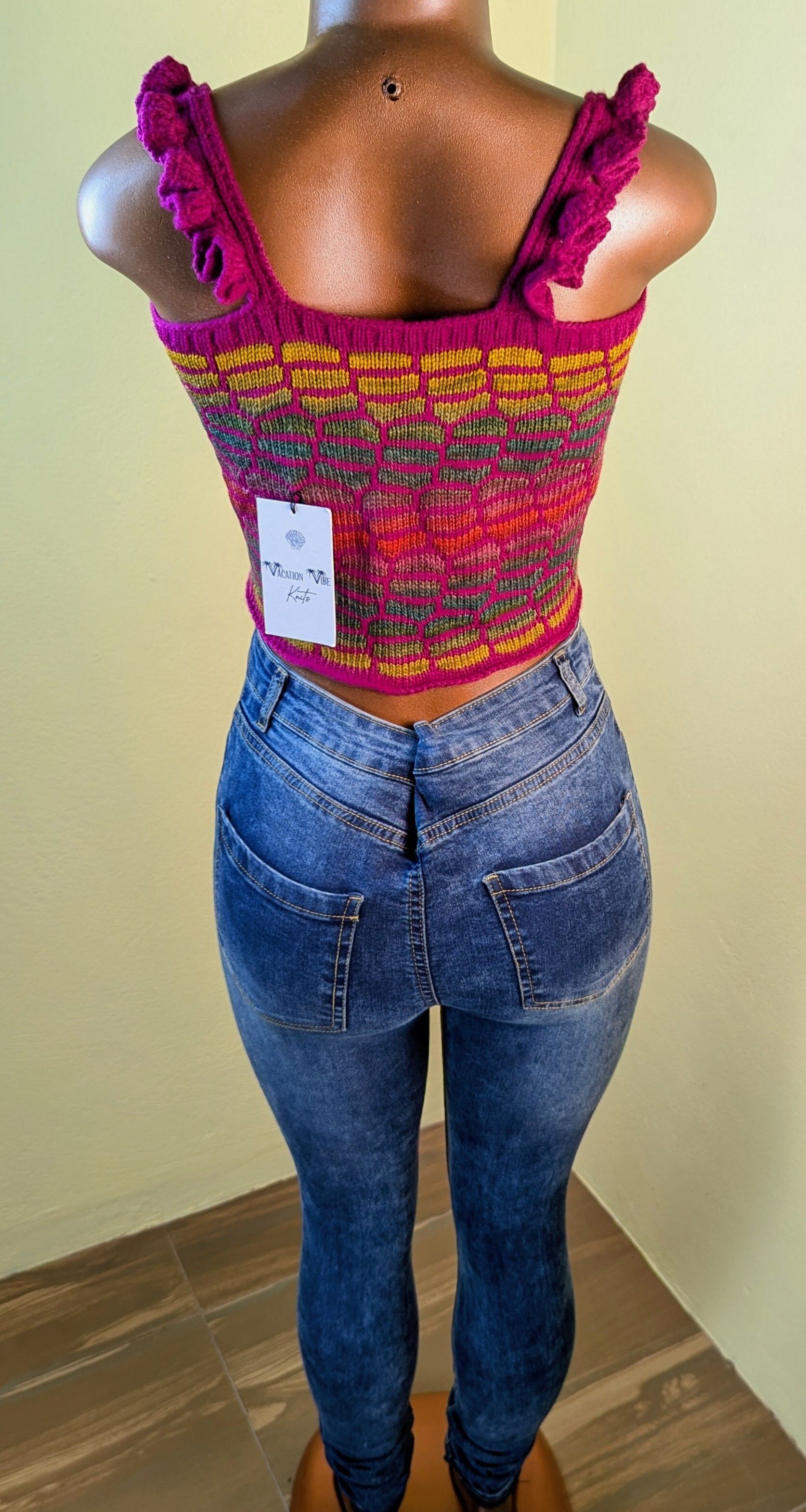  Honeycomb Floral Statement Crop Top in Dark Fuchsia Pink_6