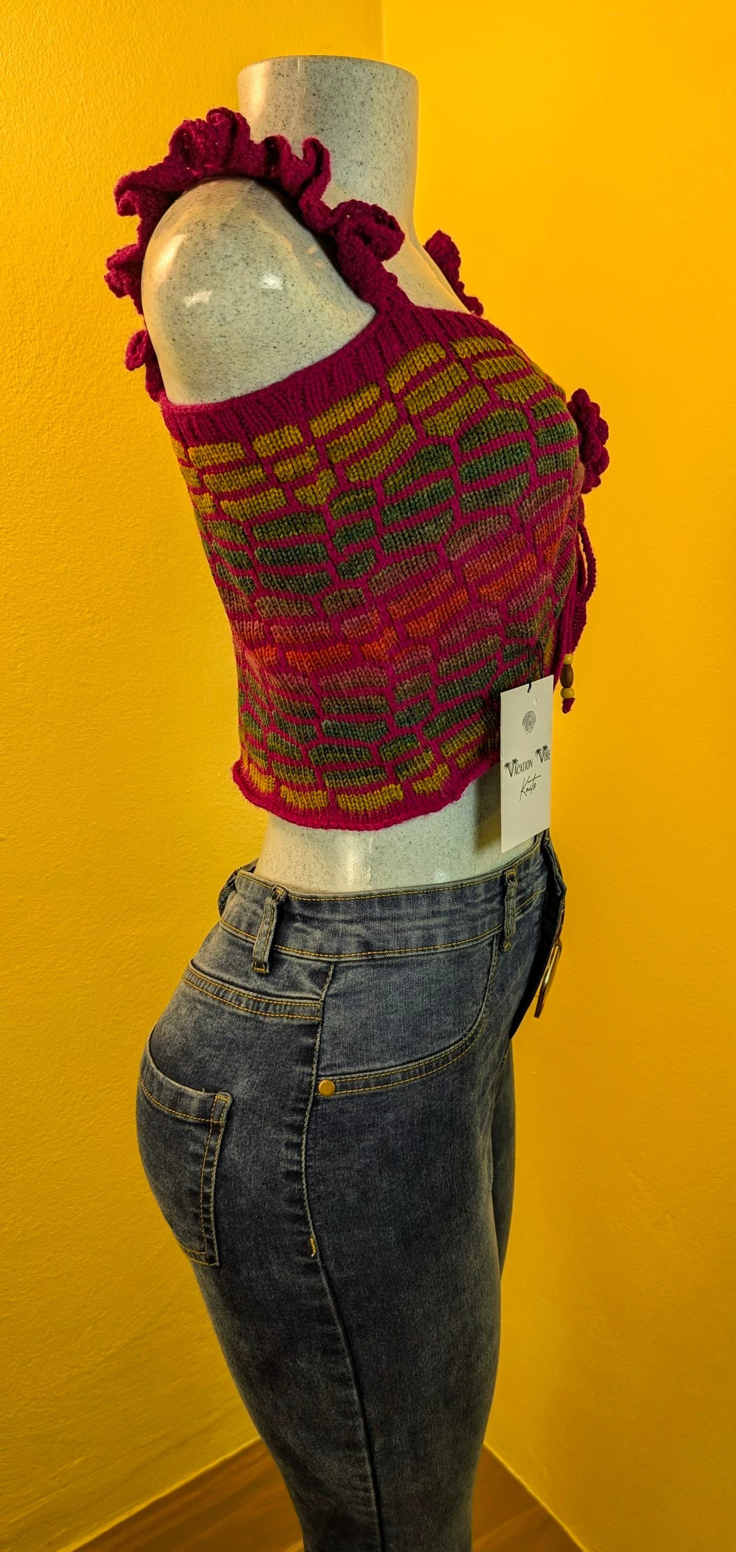  Honeycomb Floral Statement Crop Top in Dark Fuchsia Pink_12