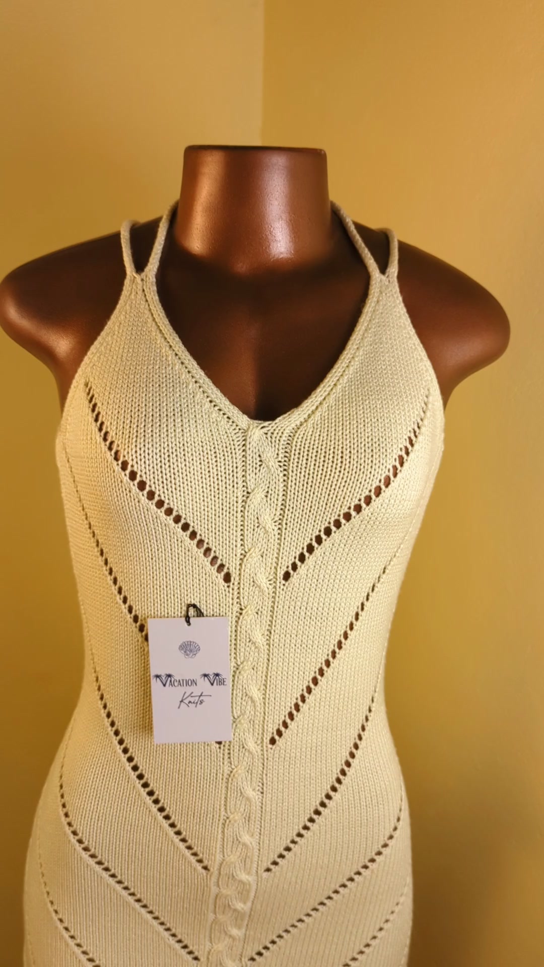custom.women's apparel brands 