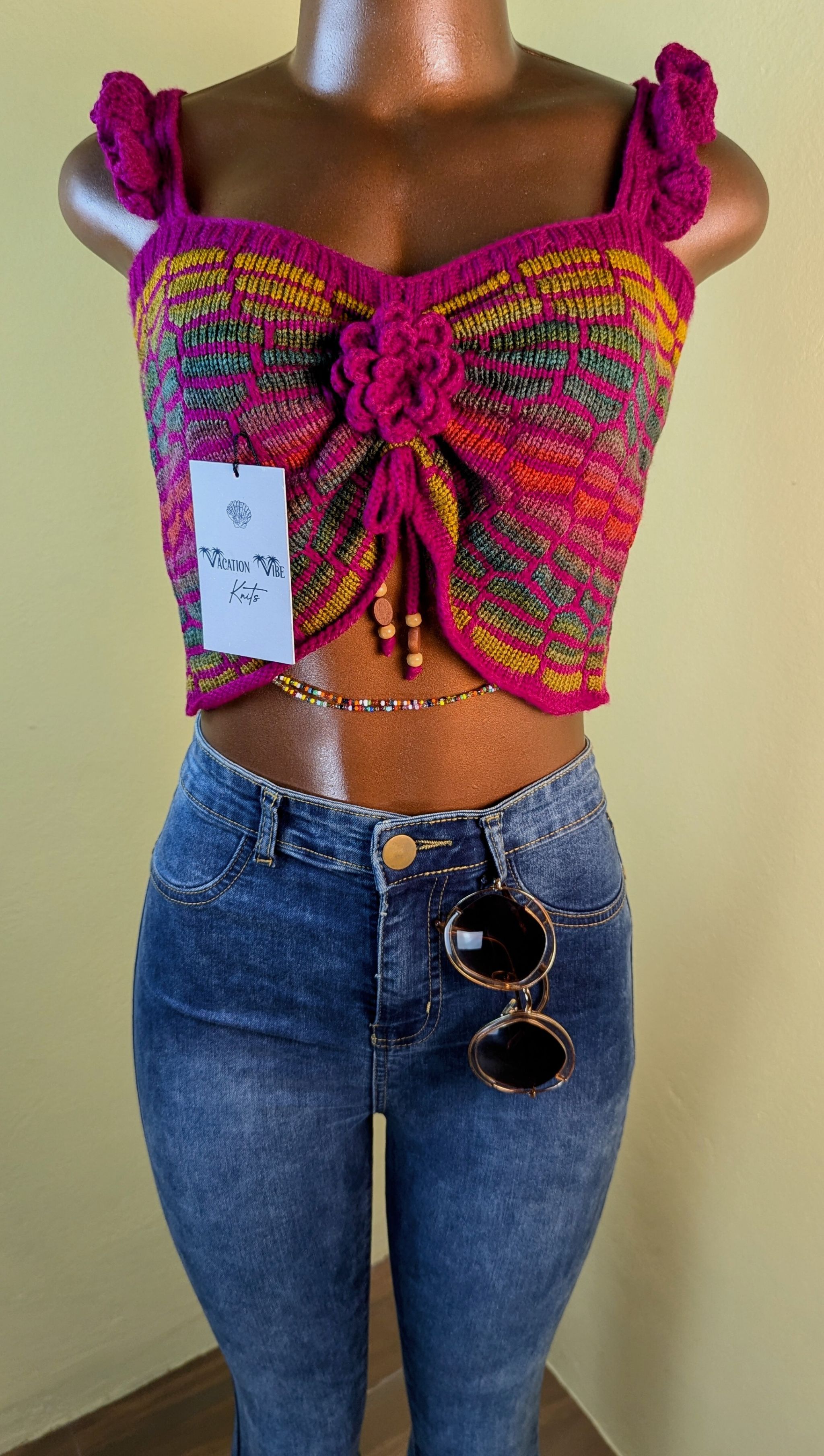  Honeycomb Floral Statement Crop Top in Dark Fuchsia Pink_2