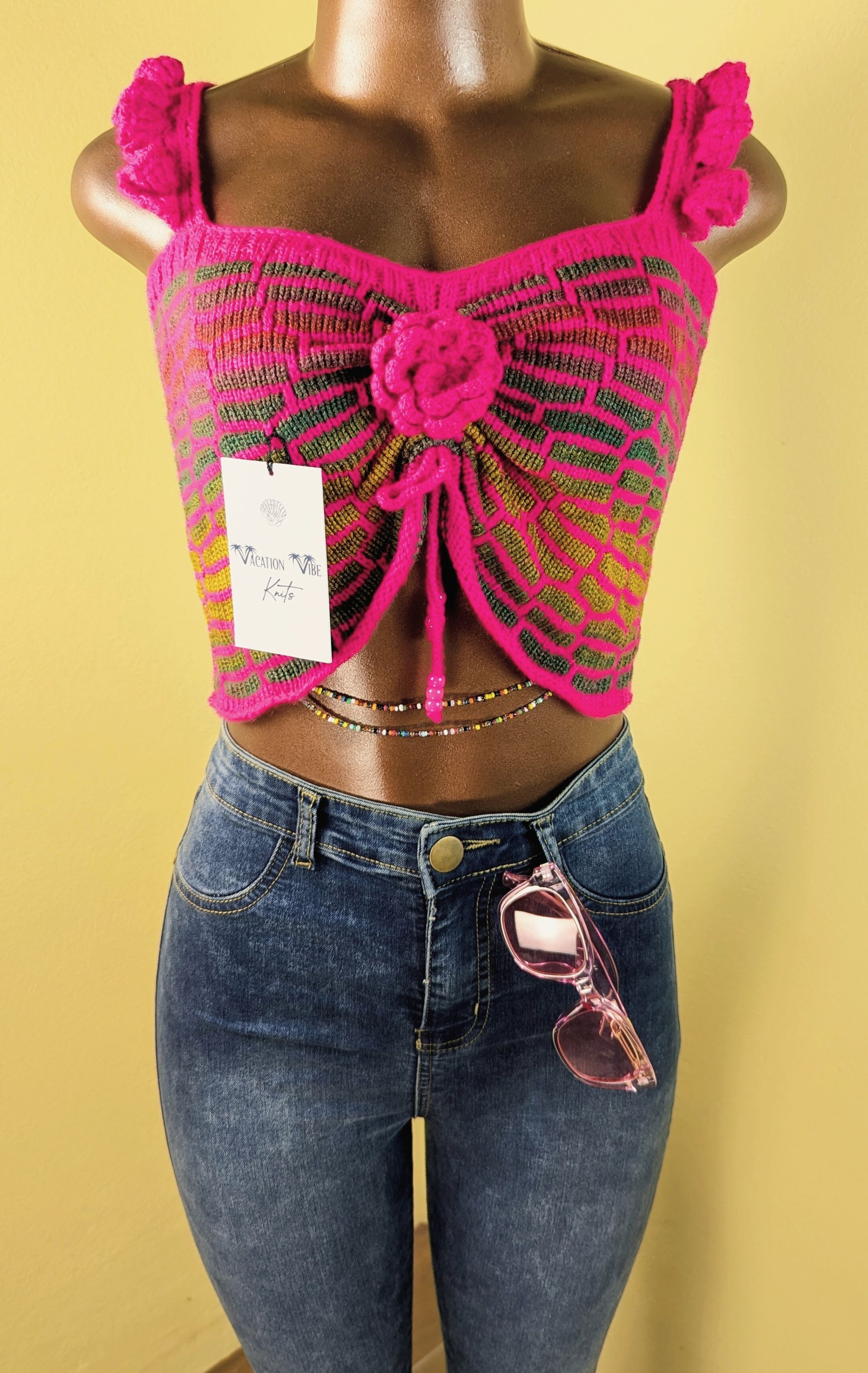  Honeycomb Floral Statement Crop Top in Light Fuchsia Pink_3