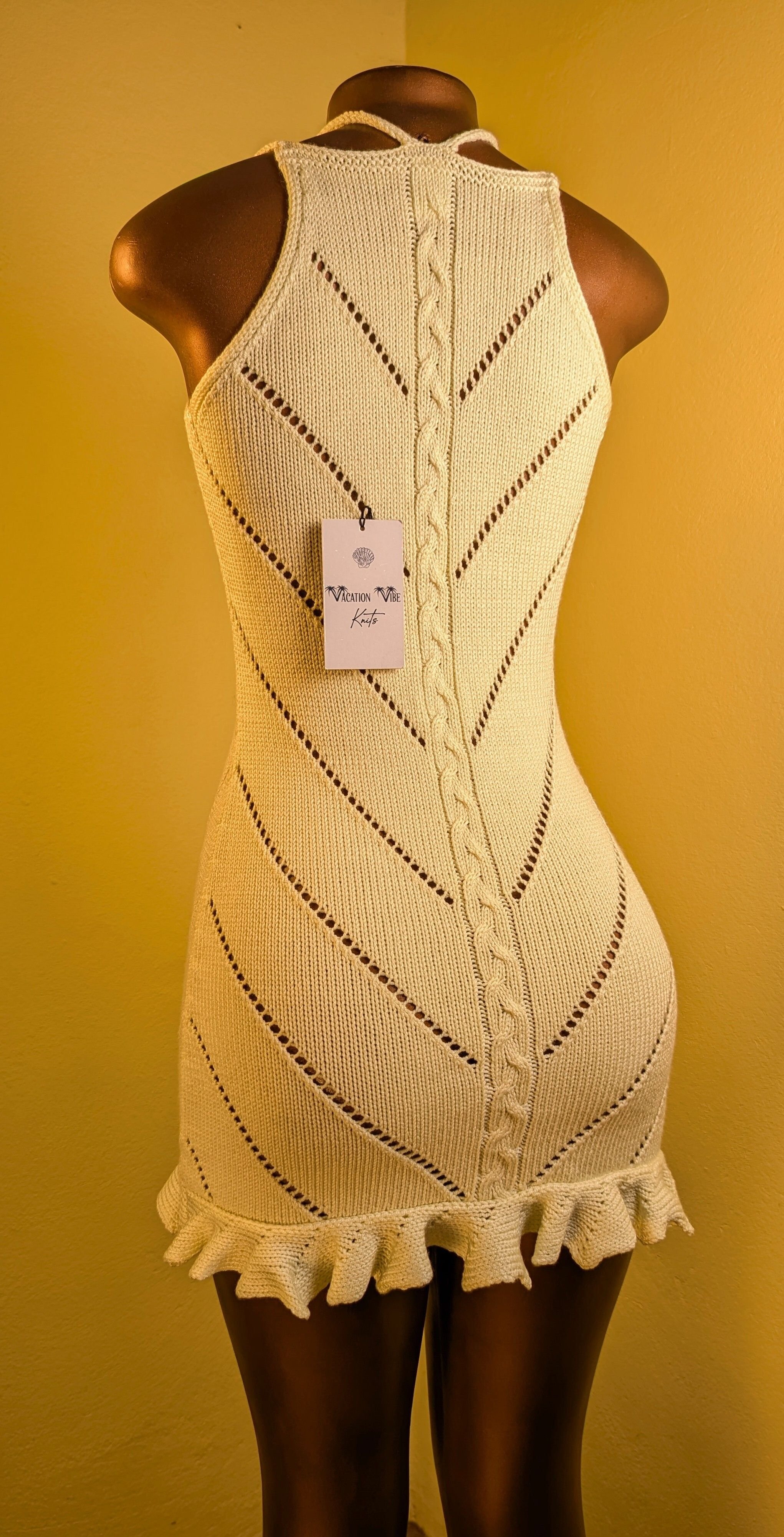 custom.women's apparel brands 