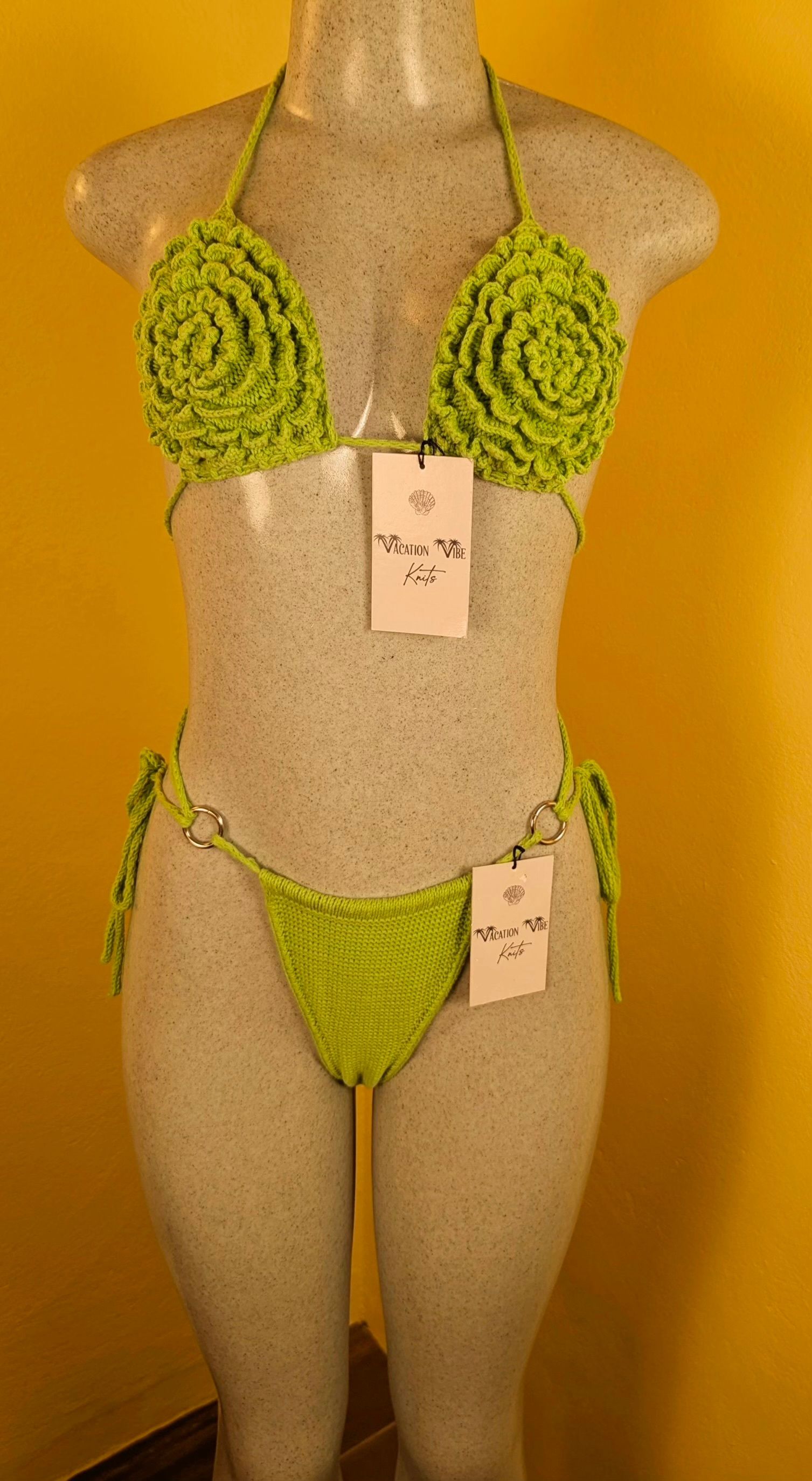  Tropic Rosette Top_5