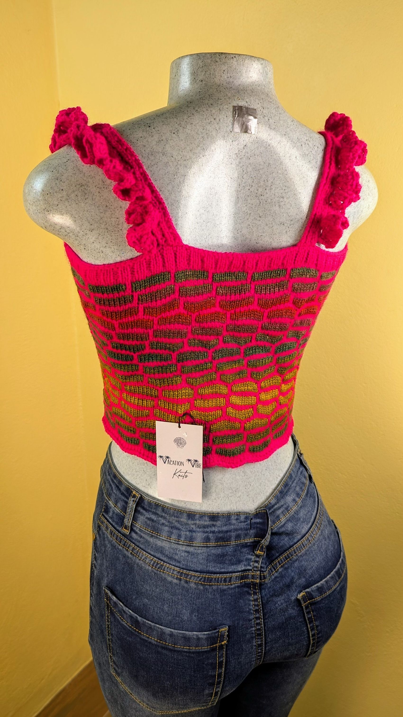 Honeycomb Floral Statement Crop Top in Light Fuchsia Pink_10