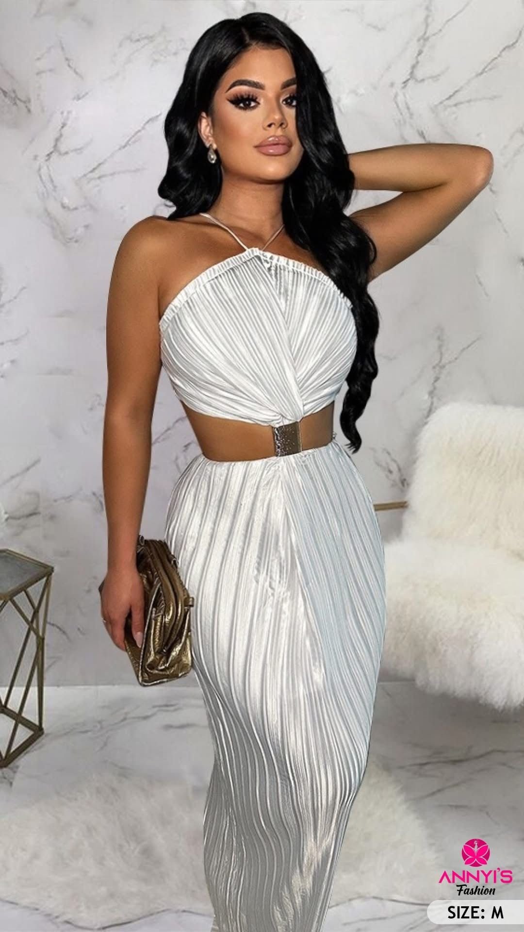 Opulent Pleated Midi Dress with Cutout Waist [M]