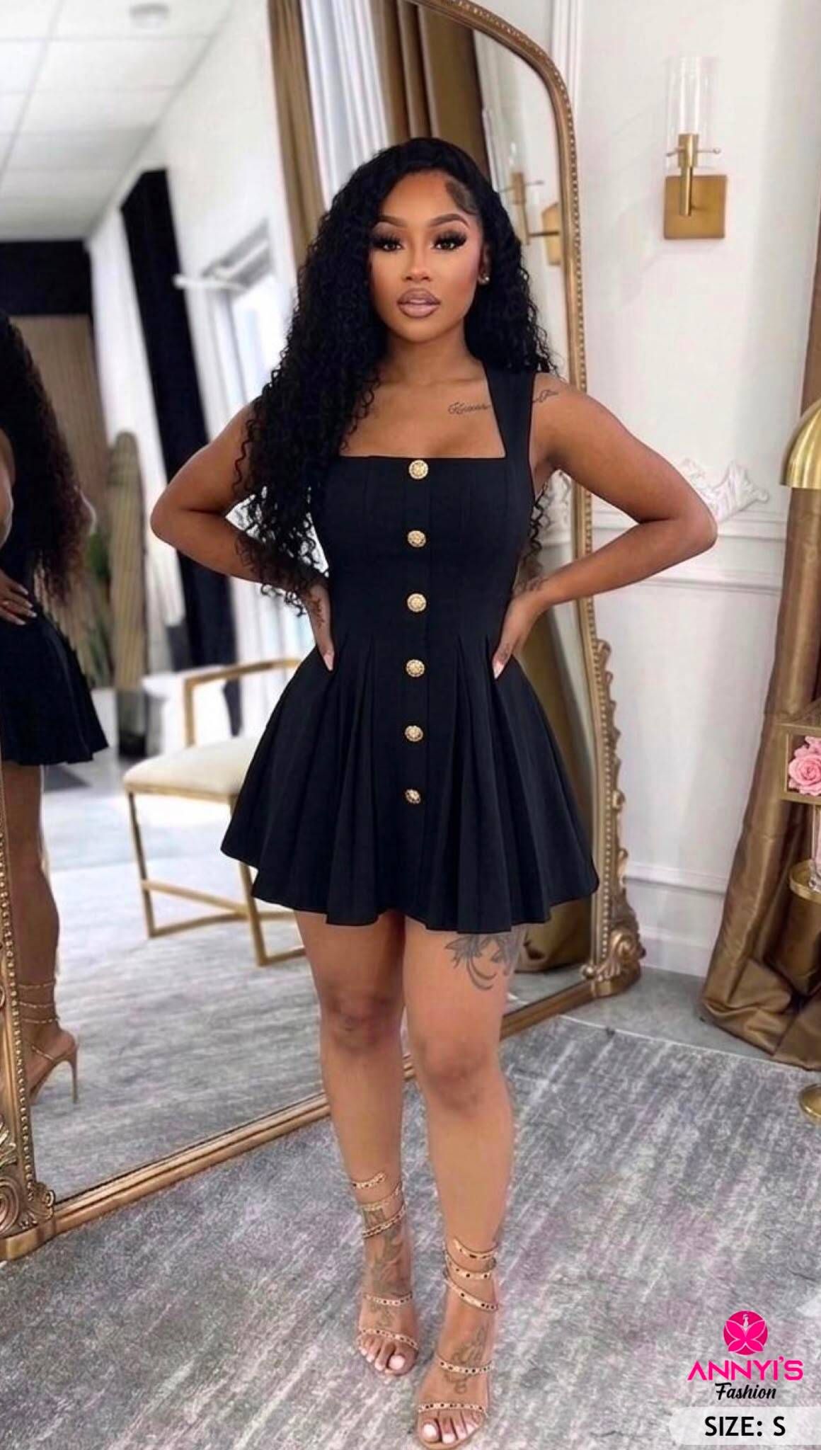 Chic Button-Front Black Mini Dress [S]