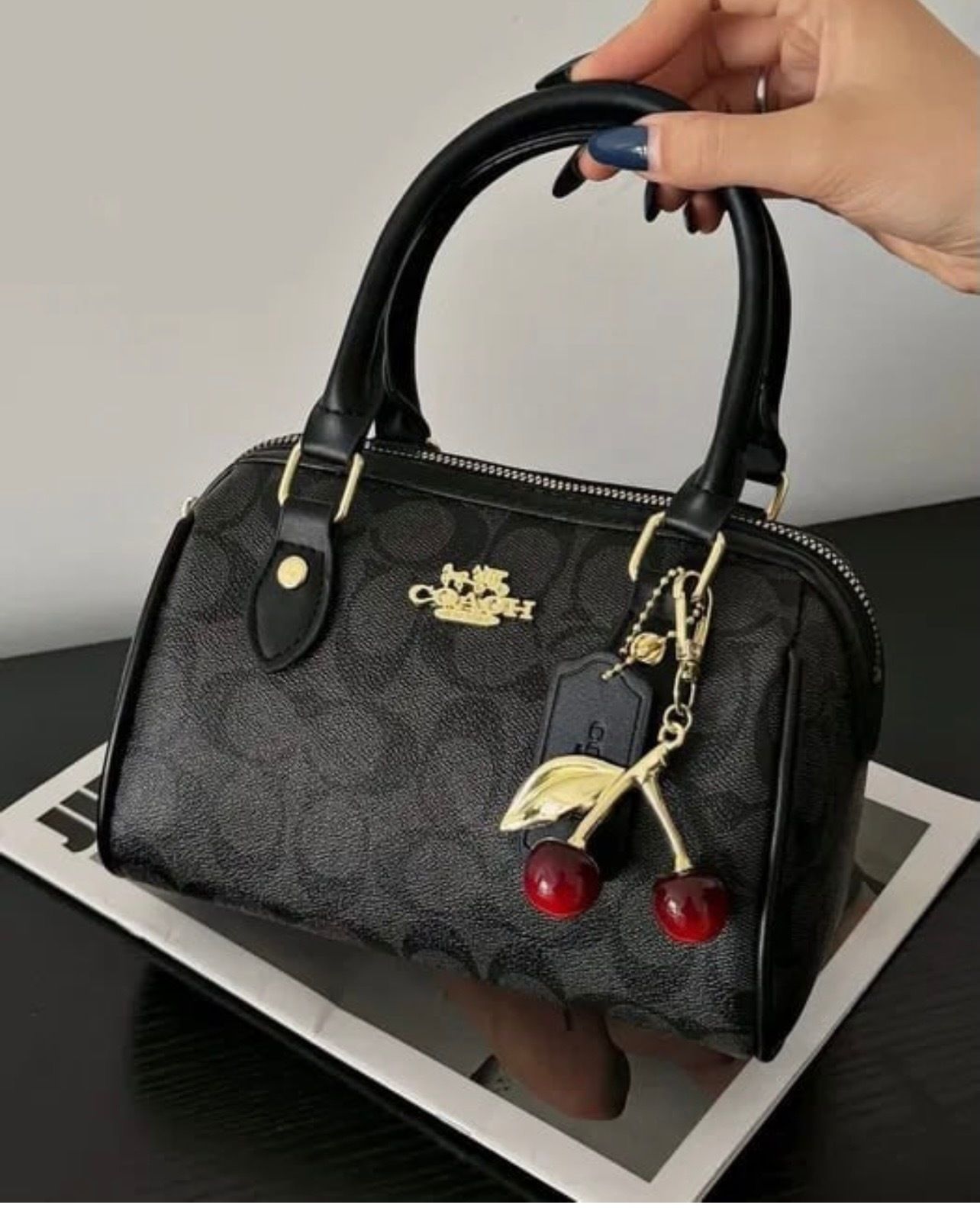 Chic Coach Signature Satchel Bag