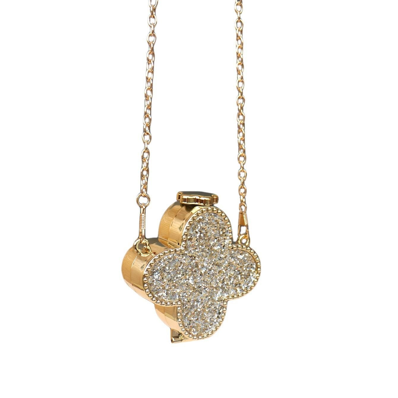 Glam Clover-Shaped Pendant Necklace