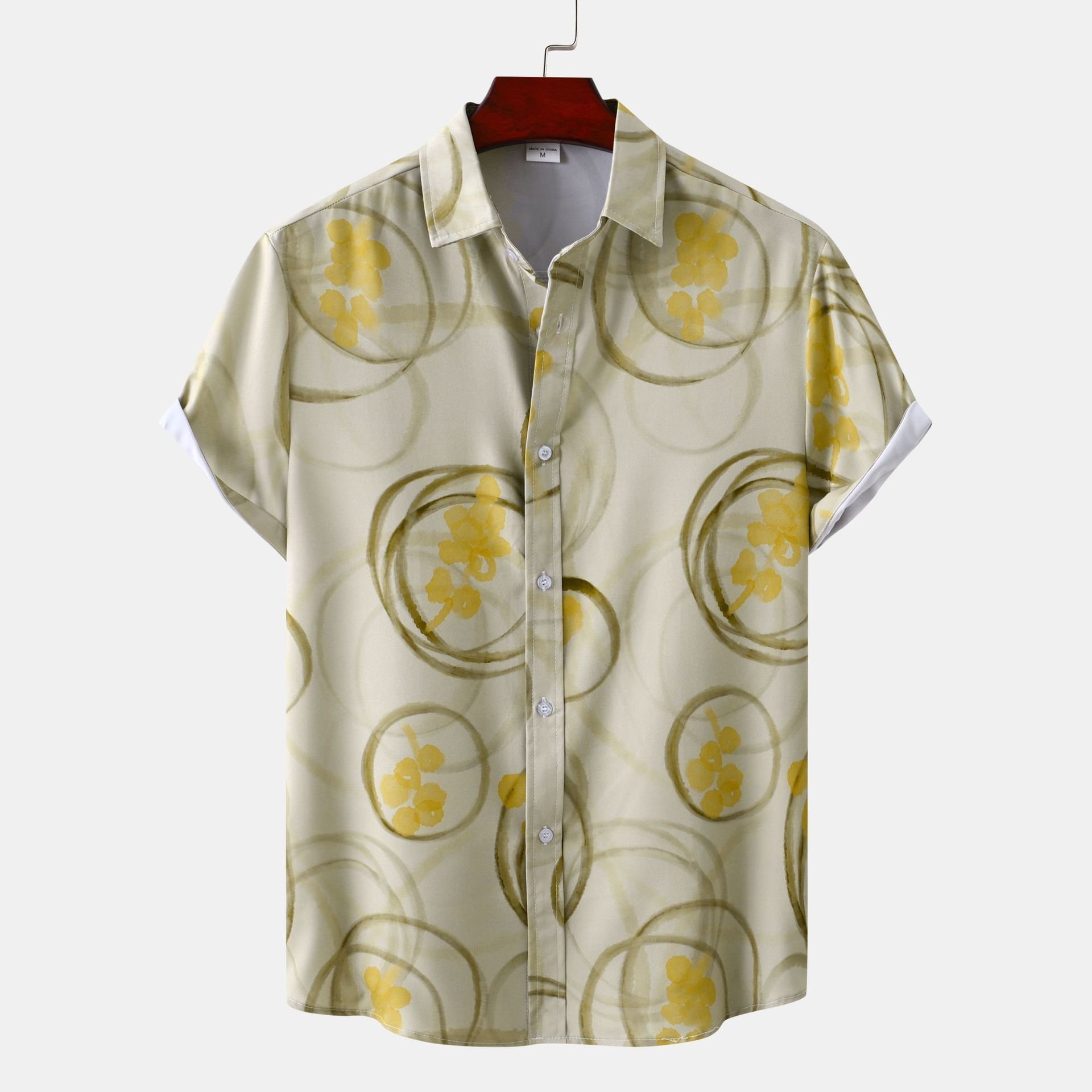 Short Sleeve Button-Up Floral Shirt [Size: M]